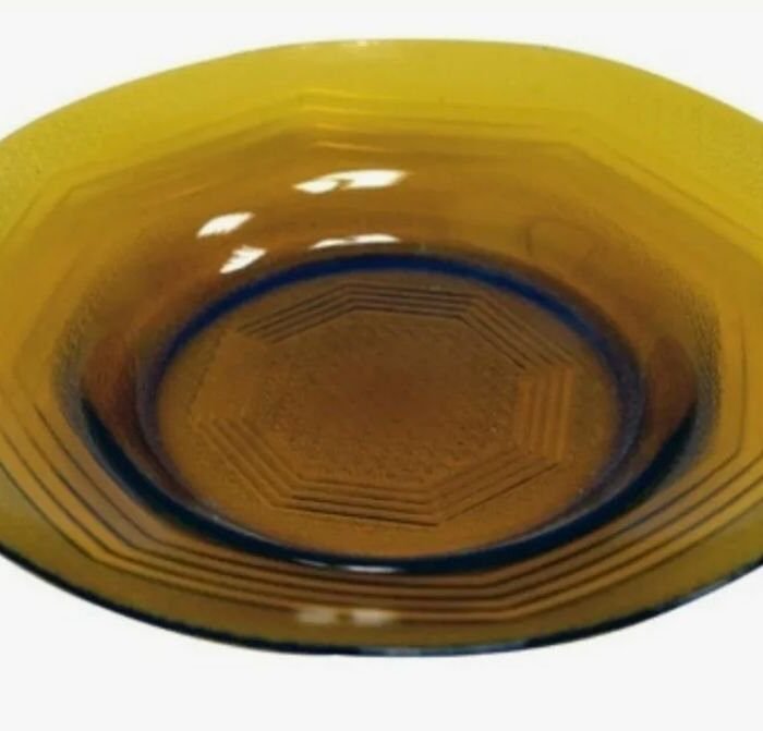 PLATO VIDRIO ÁMBAR 
HONDO