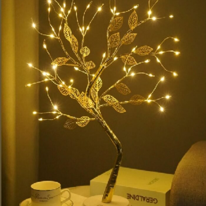 LÁMPARA ÁRBOL CON LUCES LED Y HOJAS DORADO